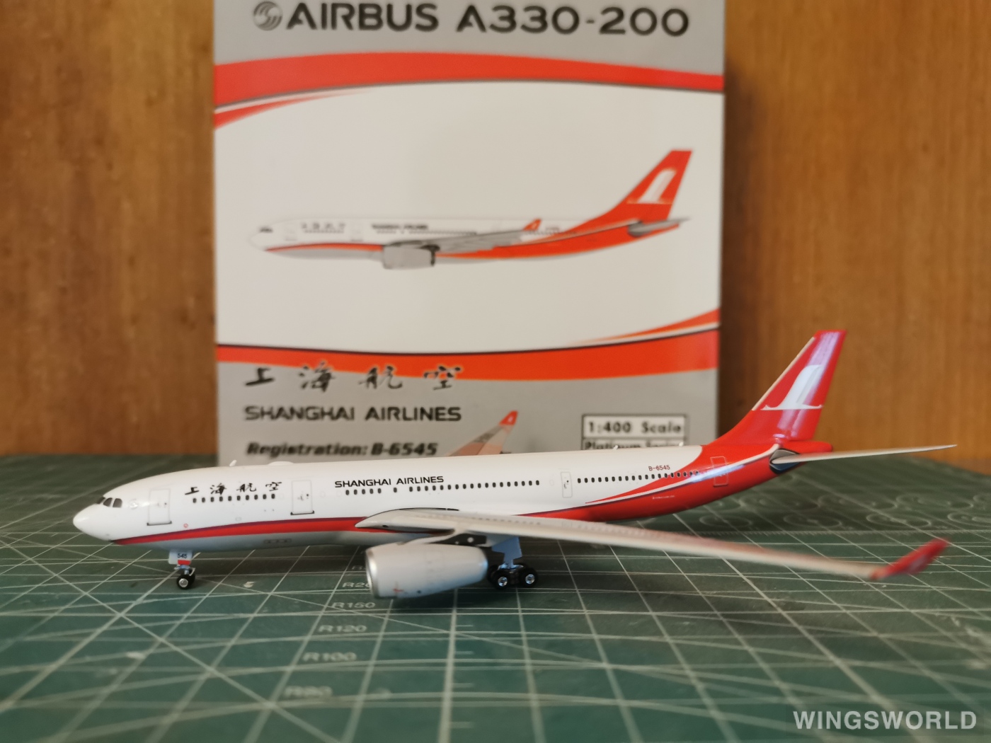 Phoenix 1:400 PH10839 Shanghai Airlines 上海航空 Airbus A330-200 B-6545