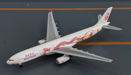 Dragonair 港龙航空 Airbus A330-300 B-HWG 20周年 CPC1115A Lysia 1:500