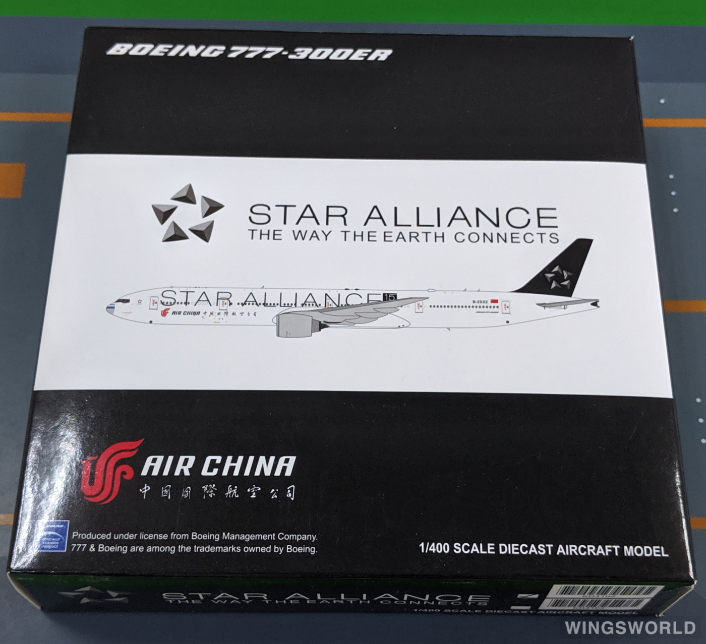 JC Wings 1:400 KD4102 Air China 中国国际航空 Boeing 777-300 B-2032