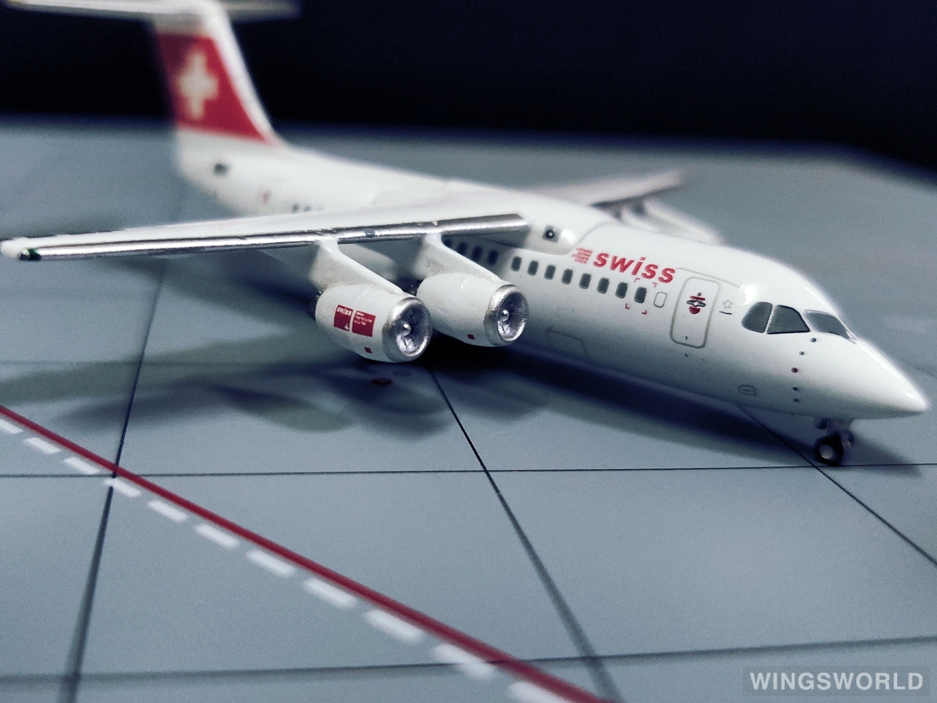 Jet-X 1:400 JX322 Swiss 瑞士国际航空 BAe 146 HB-IXG