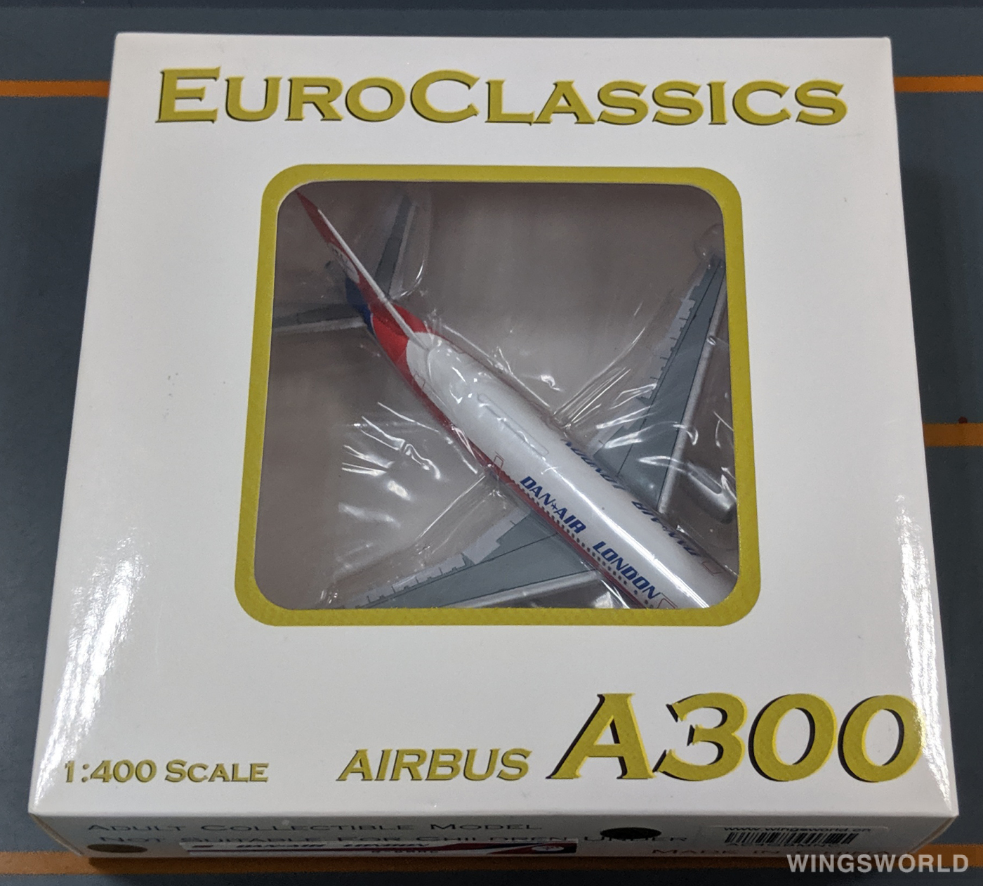 AeroClassics 1:400 AC4GBMNC Dan-Air Airbus A300B4/B2 G-BMNC