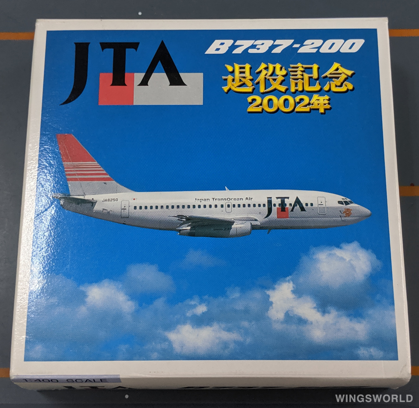 Geminijets 1:400 GJJTA249 Japan Transocean Air 日本越洋航空 Boeing 737-200 JA8366