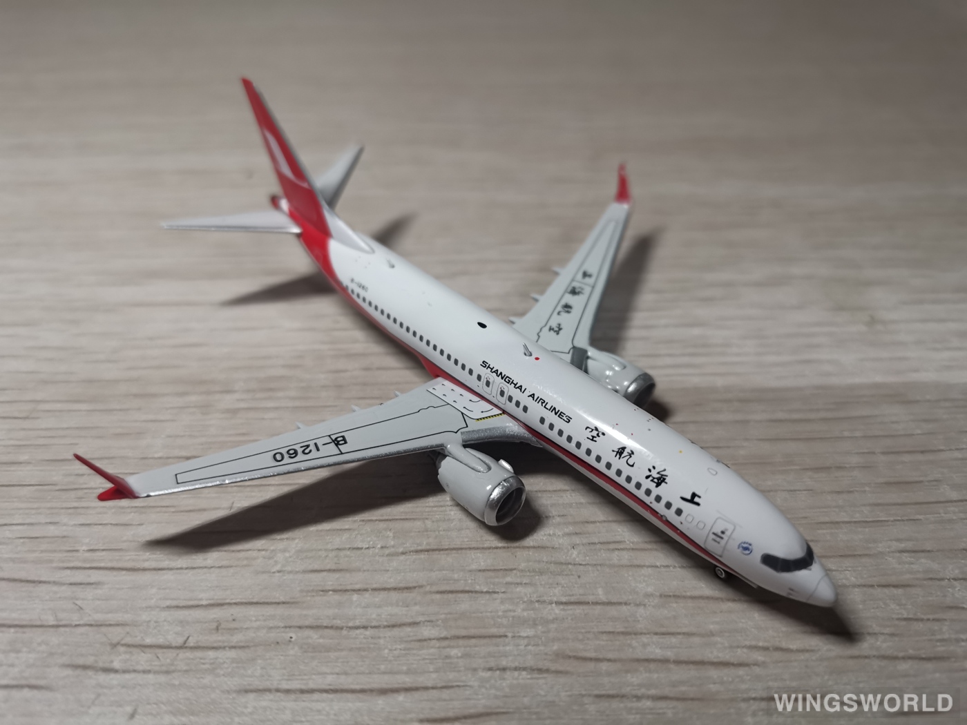 Phoenix 1:400 PH11461 Shanghai Airlines 上海航空 Boeing 737 MAX 8 B-1260