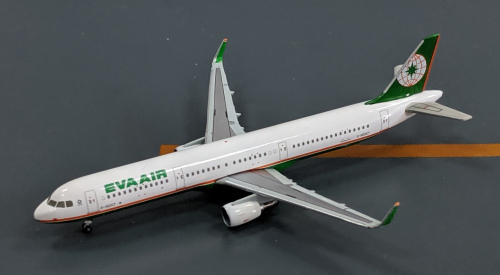 EVA Air 长荣航空 Airbus A321 B-16207  HG5194 Hogan 1:500