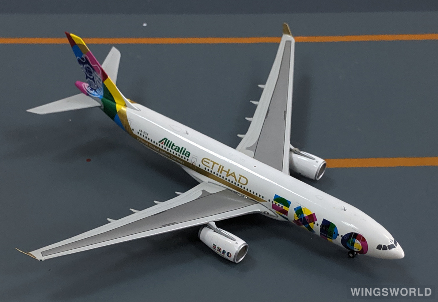 JC Wings 1:400 XX4949 Etihad Airways 阿提哈德航空 Airbus A330-200 A6-EYH
