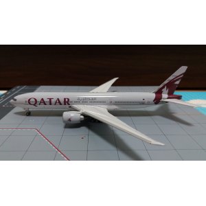 Qatar 卡塔尔航空 Boeing 777-200 A7-BBF 