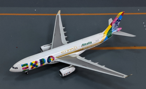Etihad Airways 阿提哈德航空 Airbus A330-200 A6-EYH  XX4949 JC Wings 1:400