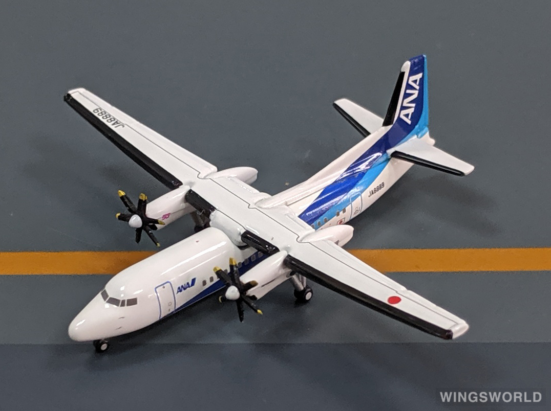 Hogan 1:500 Fokker 50 ANA 全日空NHS52005 JA8889 的照片作者