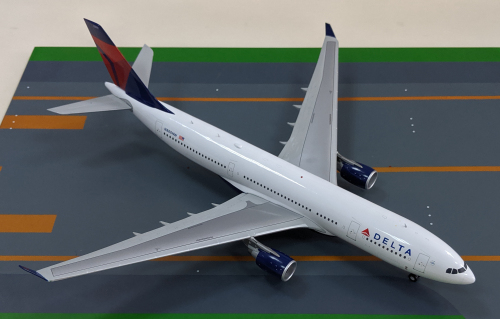 Delta Air Lines 达美航空 Airbus A330-200 N860NW  G2DAL332 Geminijets 1:200