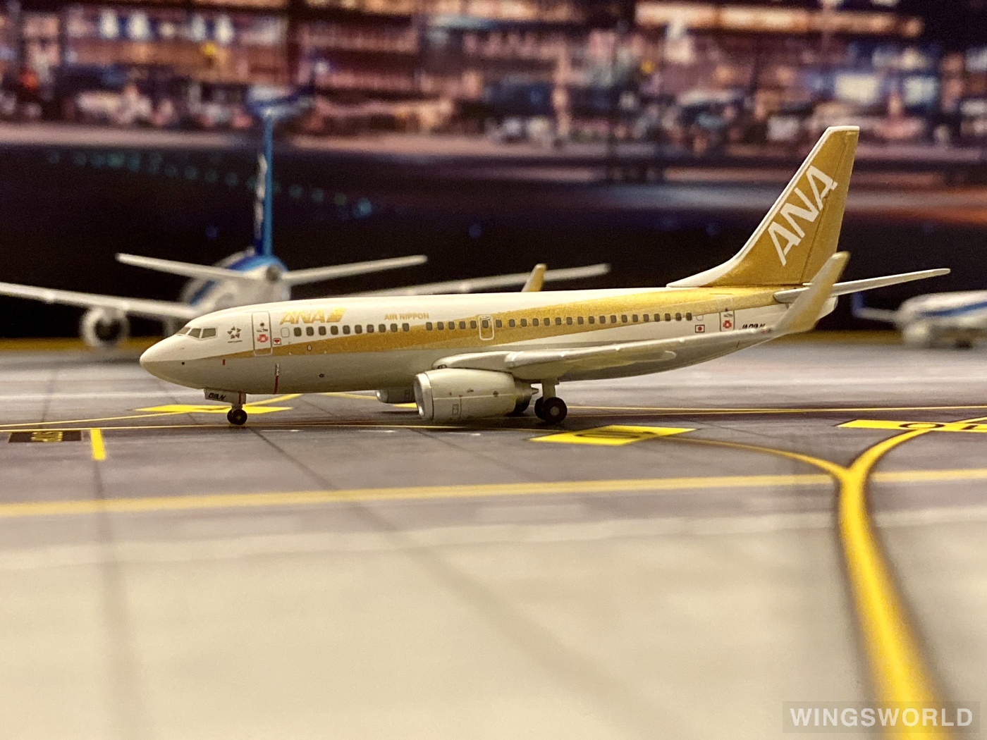 Hogan 1:400 NH40029 ANA 全日空 Boeing 737-700 JA01AN