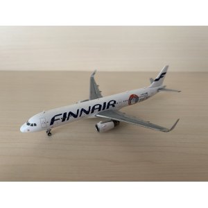 Finnair 芬兰航空 Airbus A321 OH-LZL 圣诞老人涂装 LH4039 JC Wings 1:400