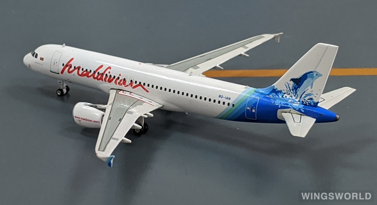 Phoenix 1:400 PH10923 Maldivian 马尔代夫航空 Airbus A320 8Q-IAN