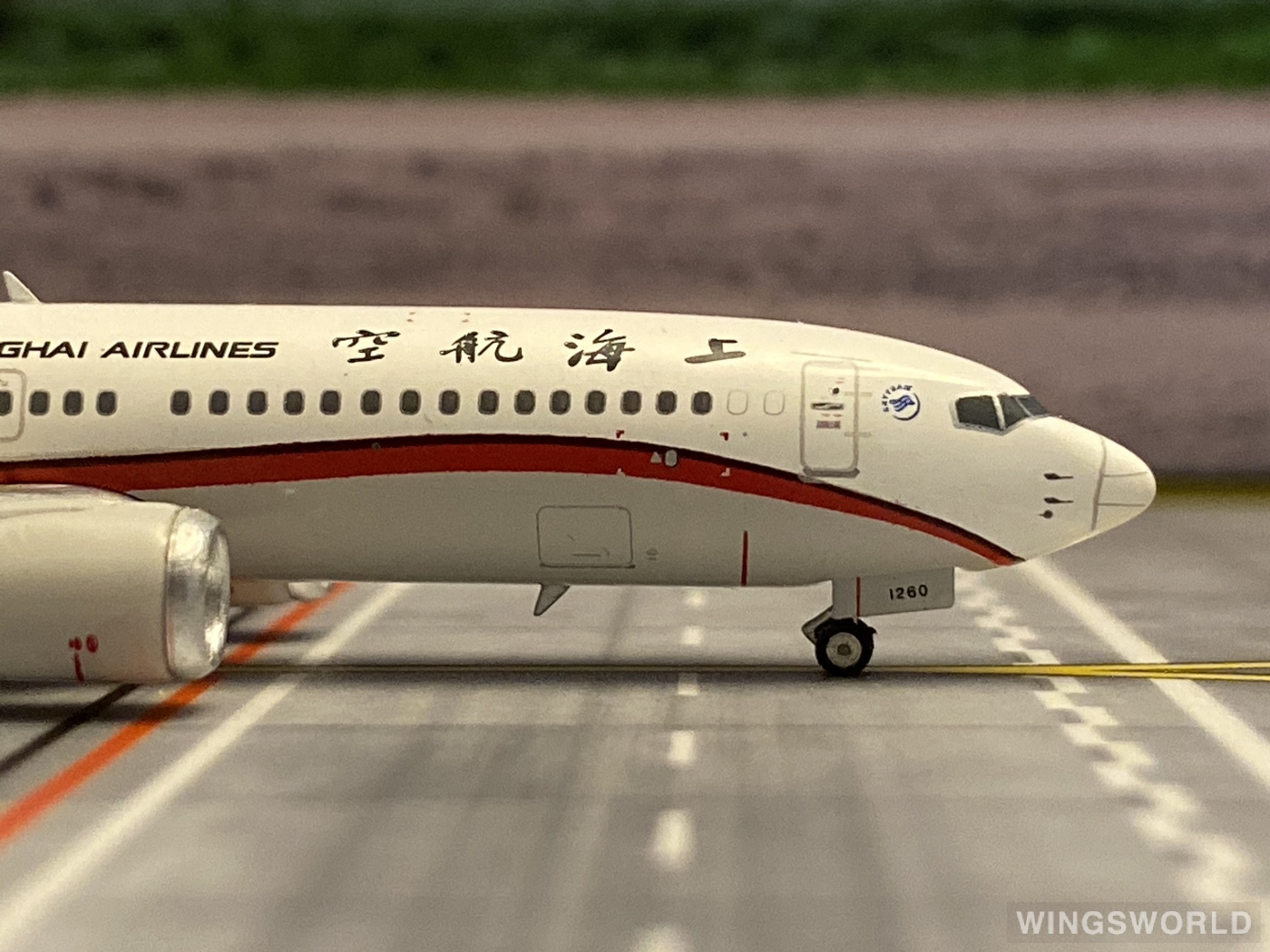 Phoenix 1:400 PH11461 Shanghai Airlines 上海航空 Boeing 737 MAX 8 B-1260