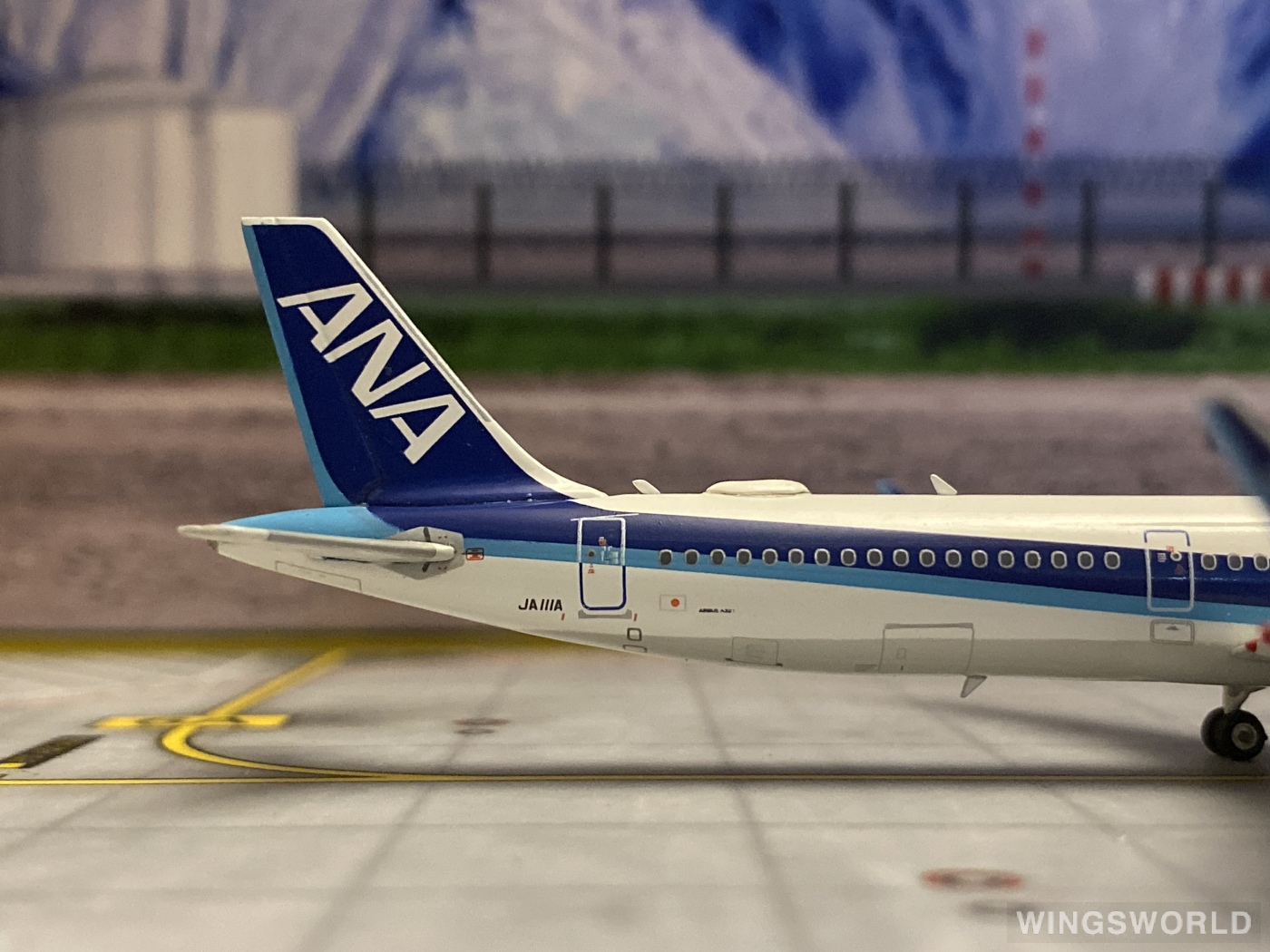 Phoenix 1:400 Airbus A321 ANA 全日空PH04119 JA111A 的照片作者:777 