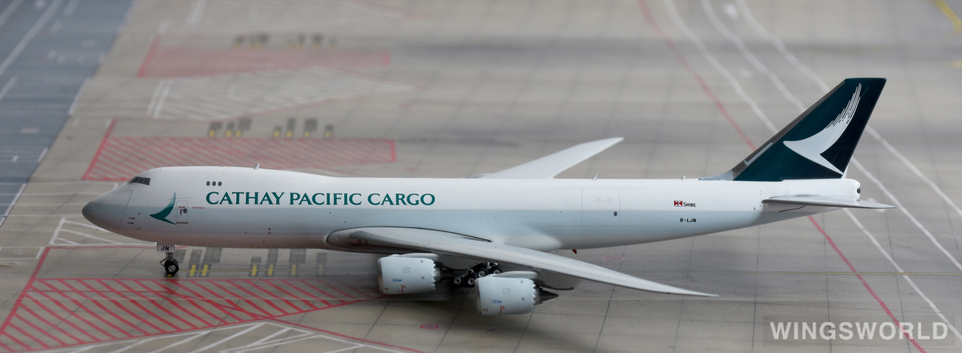 Phoenix 1:400 PH04100 Cathay Pacific 国泰航空 Boeing 747-8F B-LJN