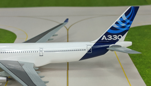 Airbus 空中客车 Airbus A330-200  空客涂装 56360 Dragon Models 1:400