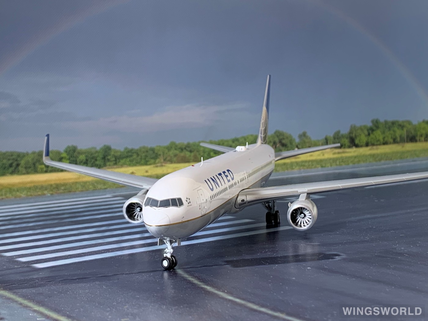 Geminijets 1:200 G2UAL391 United Airlines 美国联合航空 Boeing 767-300 N674UA