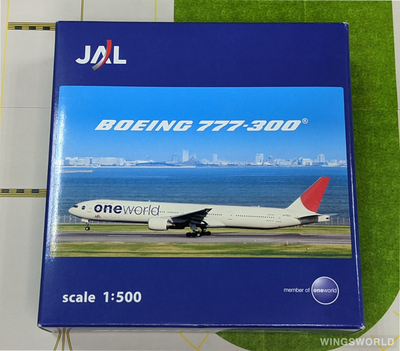 Hogan 1:500 BJE2072 Japan Airlines 日本航空 Boeing 777-300 JA752J