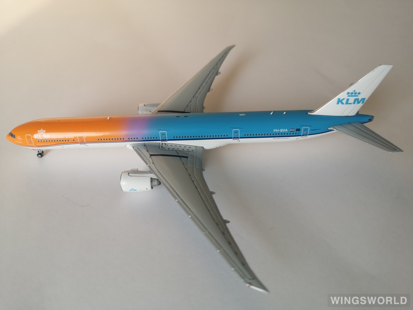 Geminijets 1:400 GJKLM1586 KLM 荷兰皇家航空 Boeing 777-300 PH-BVA