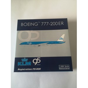 KLM 荷兰皇家航空 Boeing 777-200 PH-BQB 2003s colors. 