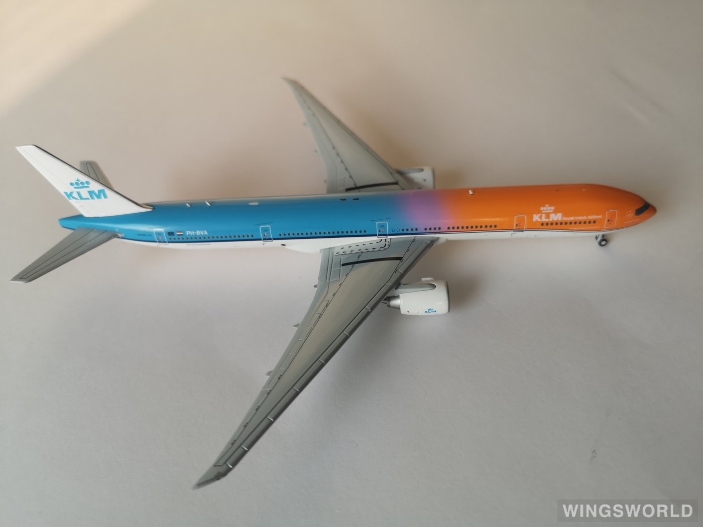 Geminijets 1:400 GJKLM1586 KLM 荷兰皇家航空 Boeing 777-300 PH-BVA
