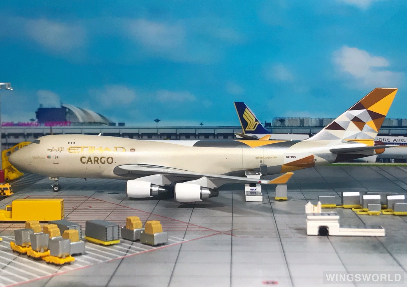 Phoenix 1:400 PH11094 Etihad Airways 阿提哈德航空 Boeing 747-400 N476MC