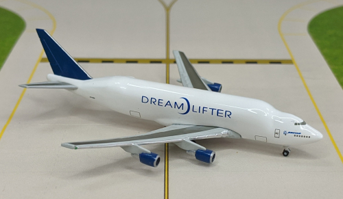 Boeing 波音公司 Boeing 747-400 LCF N718BA  HG5392 Hogan 1:1000