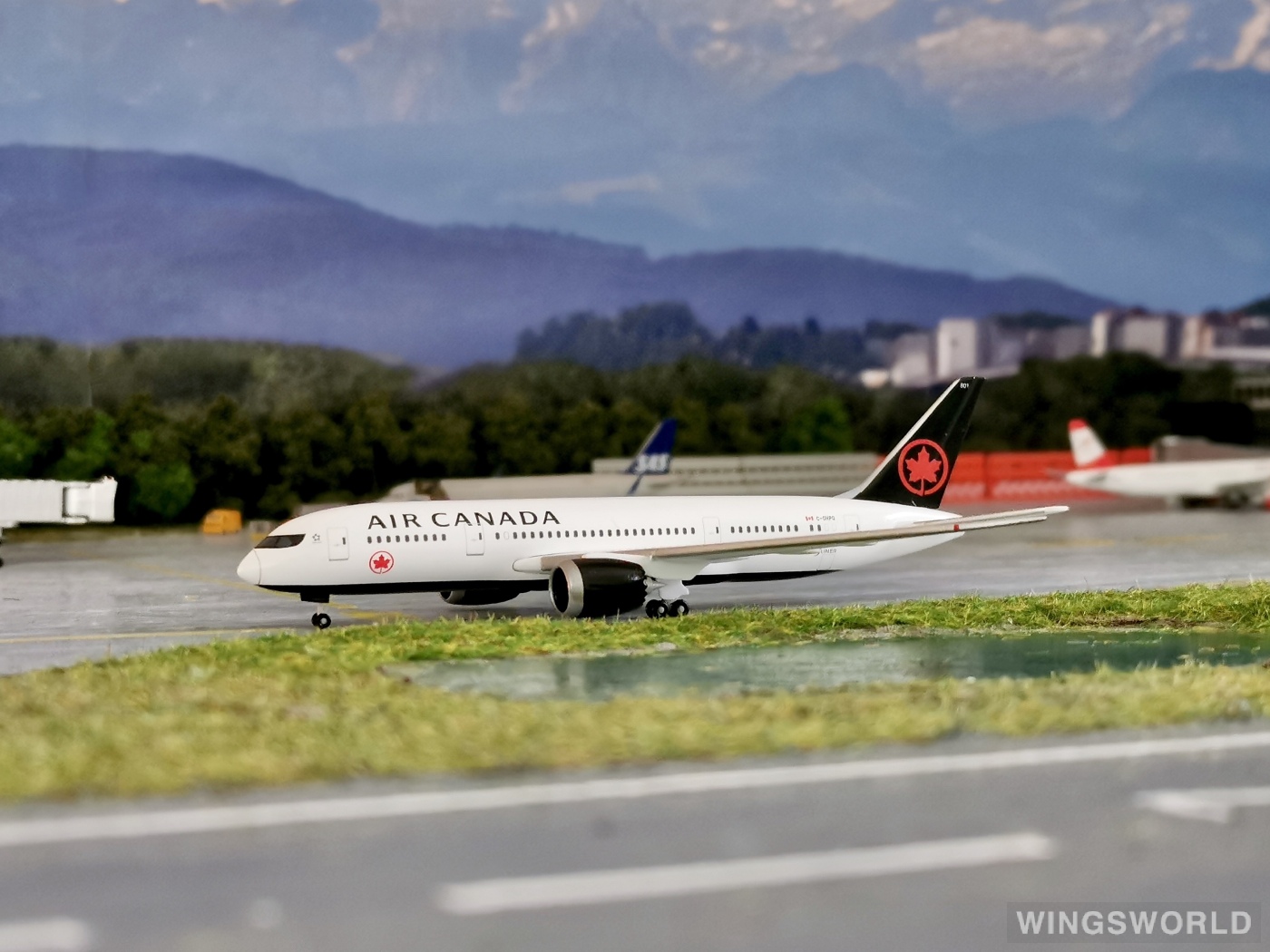 Herpa 1:500 530613 Air Canada 加拿大航空 Boeing 787-8 C-GHPQ