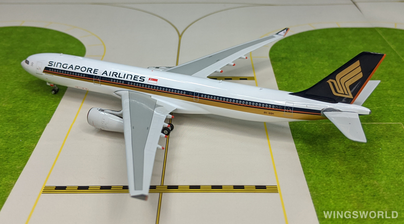 Phoenix 1:400 PH11212 Singapore Airlines 新加坡航空 Airbus A330-300 9V-SSH