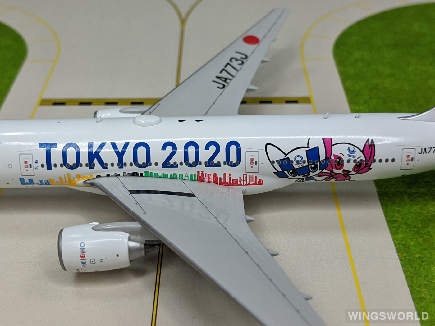 JC Wings 1:400 EW4772012 Japan Airlines 日本航空 Boeing 777-200ER JA773J