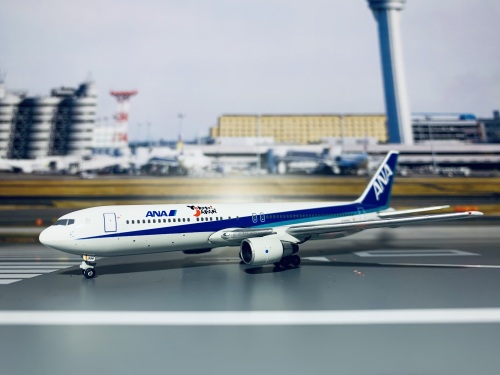 Phoenix 1:400 Boeing 767-300 ANA 全日空PH10182 JA8358 Yokoso Japan