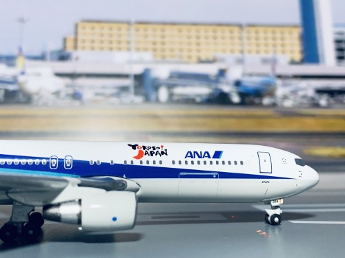 Phoenix 1:400 Boeing 767-300 ANA 全日空PH10182 JA8358 Yokoso Japan