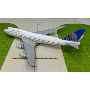 United Airlines 美国联合航空 Boeing 747-400 N121UA  GJUAL1741 Geminijets 1:400