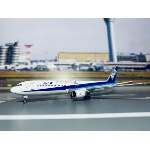 ANA 全日空 Boeing 767-300 JA8322 RYOMADIN PH10373A Phoenix 1:400