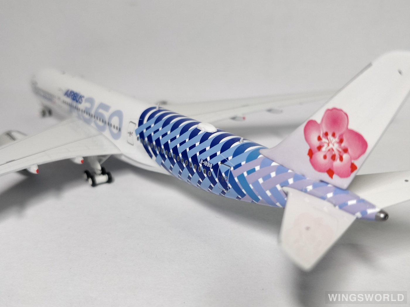 Aviation400 1:400 AV4024 China Airlines 中华航空 Airbus A350-900 B-18918