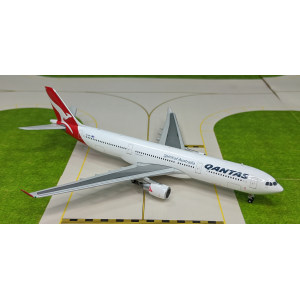 Qantas 澳洲航空 Airbus A330-300 VH-QPA  GJQFA1199 Geminijets 1:400