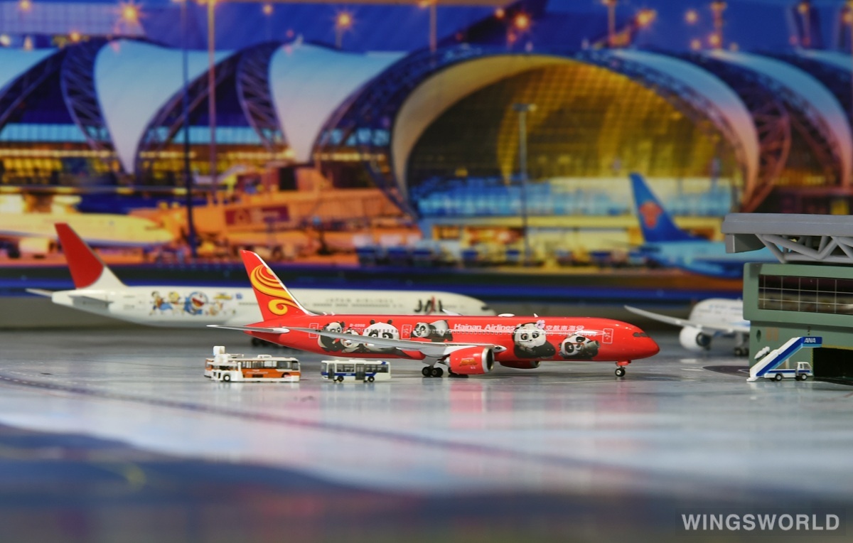 Phoenix 1:400 PH04124 Hainan Airlines 海南航空 Boeing 787-9 B-6998