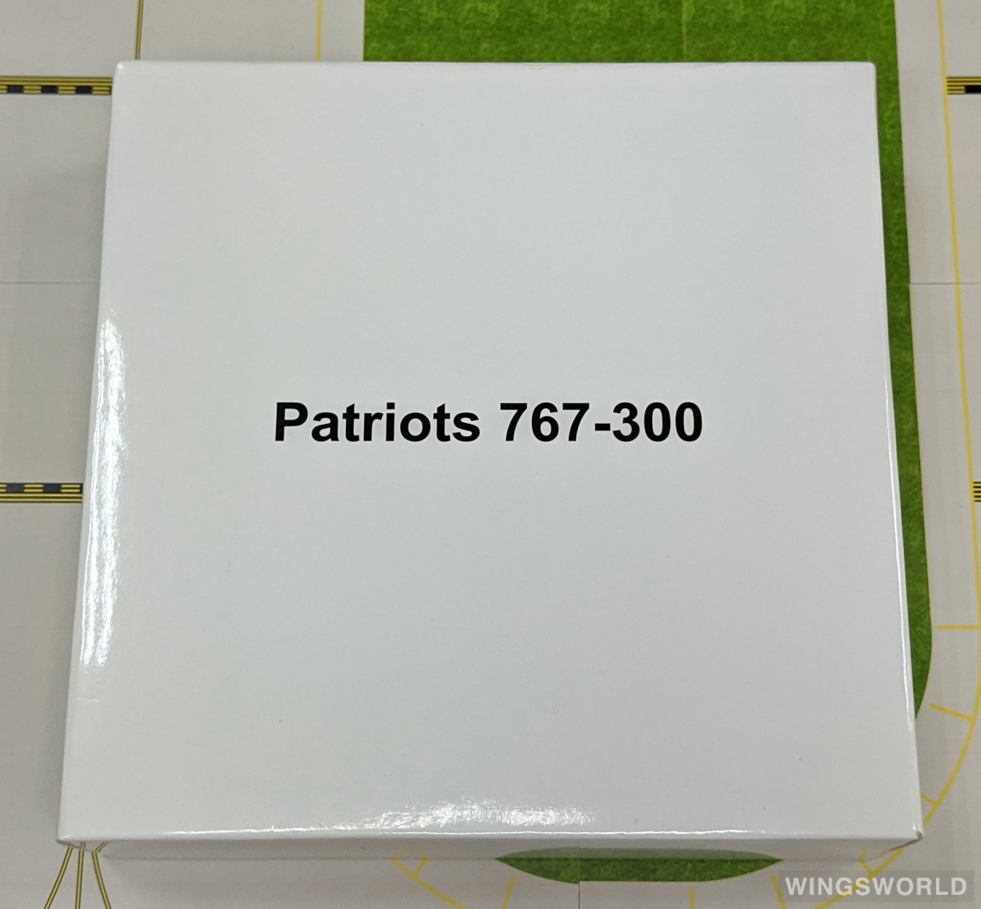 Geminijets 1:400 PAT767300 New England Patriots Boeing 767-300 N36NE