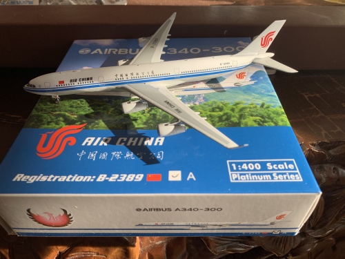 ☆AIR CHINA A340-300 フェニックス1/400 PHOENIX 1:400 · AIRBUS A340-300 AIR CHINA 1:400 DIECAST