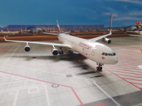 Eurowings 欧洲之翼航空 Airbus A340-300 OO-SCW  PH04205 Phoenix 1:400