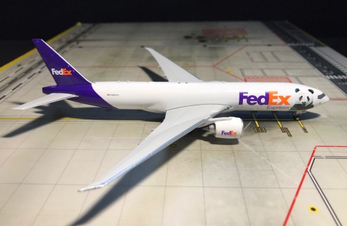 FedEx 联邦快递 Boeing 777F N883FD PH04309 Phoenix 1:400