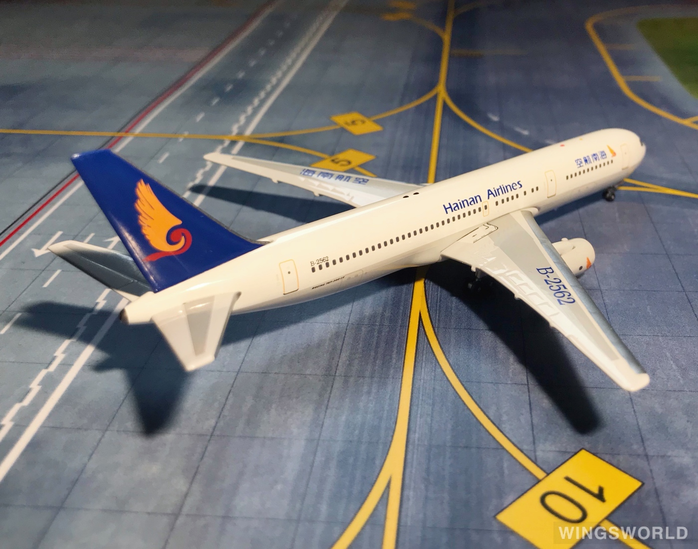 AeroClassics 1:400 ACB2562 Hainan Airlines 海南航空 Boeing 767-300 B-2562