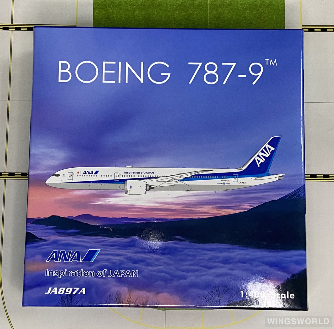 Phoenix 1:400 PH04305 ANA 全日空 Boeing 787-9 JA897A