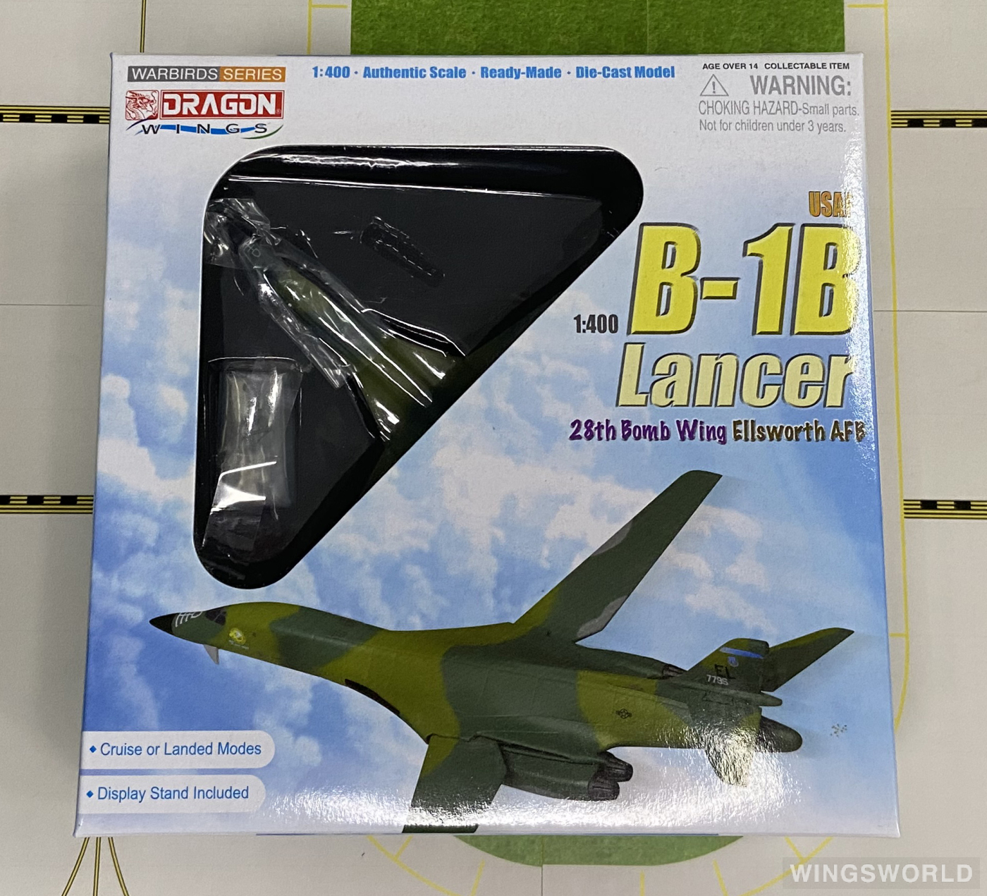 Dragon Models 1:400 56225 USAF 美国空军 Rockwell B-1 EL 779S