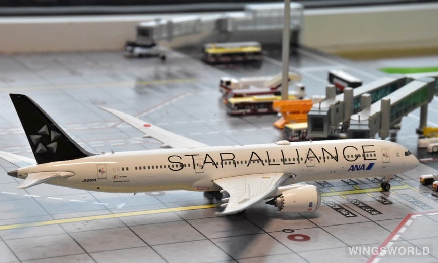 Phoenix 1:400 PH04237 ANA 全日空 Boeing 787-9 JA899A