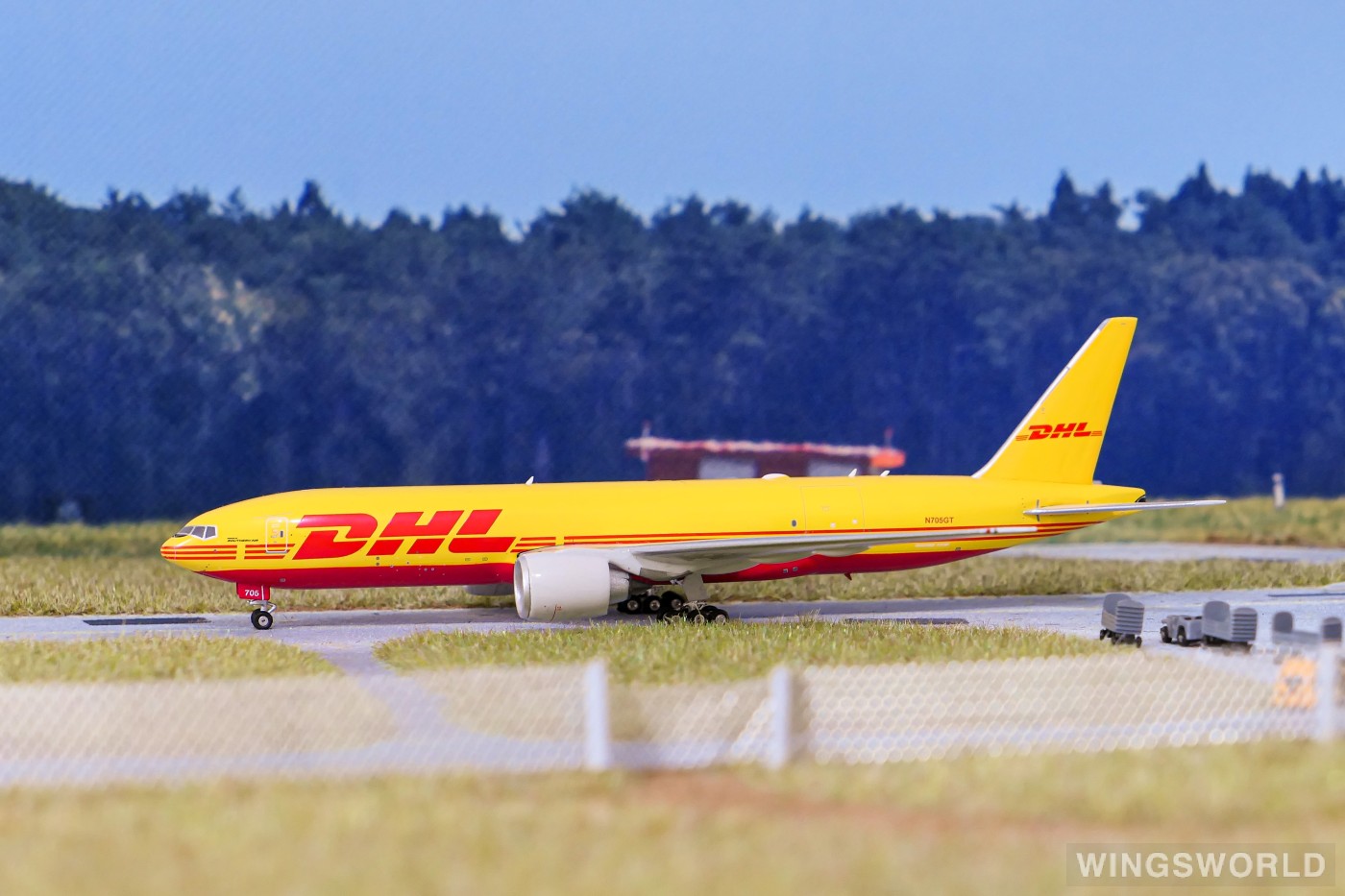 Phoenix 1:400 PH04289 DHL 敦豪 Boeing 777F N705GT