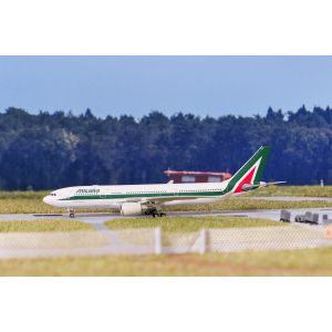 Alitalia 意大利航空 Airbus A330-200 EI-EJJ  PH10611 Phoenix 1:400