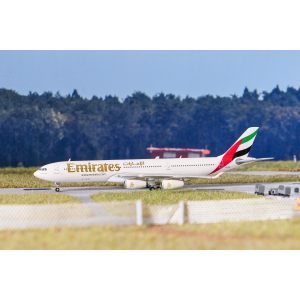 Emirates 阿联酋航空 Airbus A340-300 A6-ERM 2000s colors. With rolling gears. GJUAE1284 Geminijets 1:400