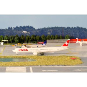 Swiss 瑞士国际航空 Boeing 777-300 HB-JNF  529136-001 Herpa 1:500