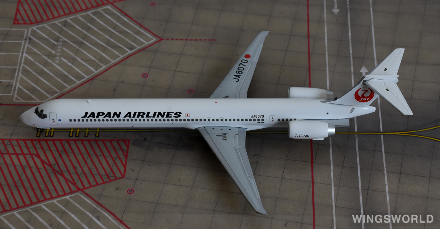 Hogan 1:200 BJE3033 Japan Airlines 日本航空 McDonnell Douglas MD-90 JA8070